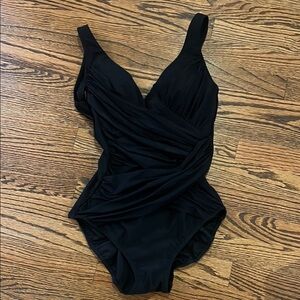 Gottex one-piece black bathing suit, size 8 (never worn)